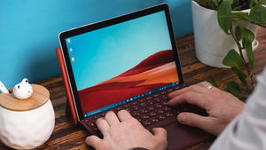 Microsoft выпустит ноутбук Surface с 12,5-дюймовым дисплеем