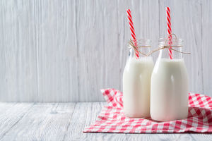 Продукты, которые вы употребляете с молоком, не зная, что это опасно для здоровья
