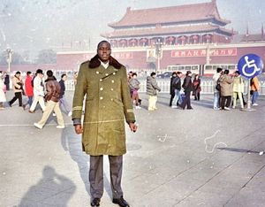 Как фотограф Томас Совин собрал коллекцию из миллиона снимков на свалках Китая