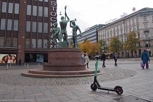 Тысячи самокатов в Хельсинки