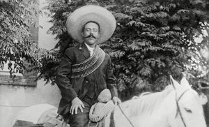 5 потрясающих историй о Панчо Вилье — мексиканском революционере, который грабил США на «Харли-Дэвидсонах»