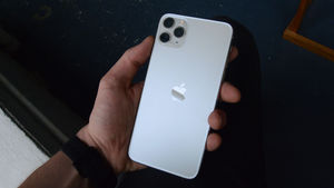 iPhone 11 Pro официально подешевел в России