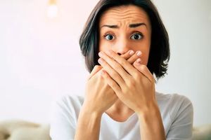 Болезни, которые можно диагностировать по запаху изо рта