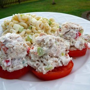 Простой и вкусный куриный салат за полчаса