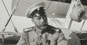 «А царь-то голый!»: иностранцев поразили обнаженные фото императора Николая II