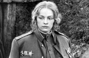 Как жёны командиров Красной Армии мстили фронтовым любовницам своих мужей