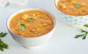 Натерли луковицу и ставим варить: суп без затрат готов за 20 минут