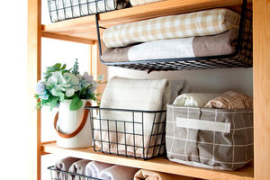 Как хранить вещи, если в квартире нет места для гардеробной?