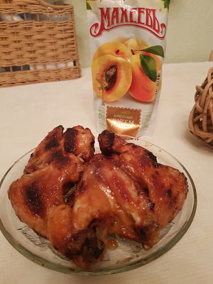Курица в остро-сладком соусе с джемом «Махеевъ» «кусочки лета»