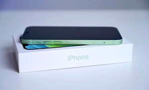 iPhone 13 могут потерять из комплекта кабель Lightning и булавку для извлечения SIM
