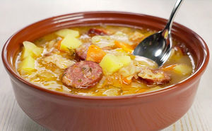 Капустняк из Польши: подаем суп и второе в одной тарелке
