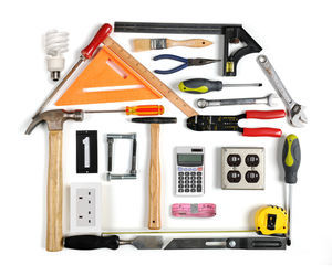 Какие инструменты нужны при строительстве каркасного дома?