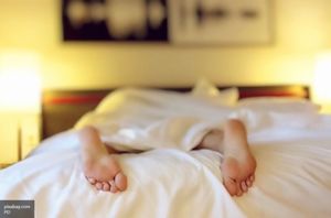 Ученые объяснили разницу сна у мужчин и женщин