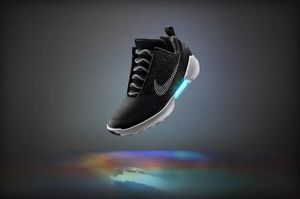 Самошнурующиеся кроссовки Nike поступят в продажу 28 ноября
