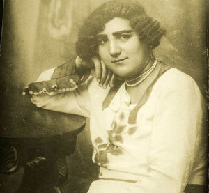 Как менялись лица иранских женщин 1920−1950-х годов