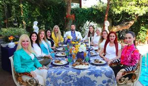 Секс, блондинки и Аллах: как турецкий телепроповедник создал культ разврата под прикрытием религии