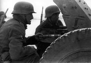 Как русские победили французских солдат Гитлера на Бородинском поле
