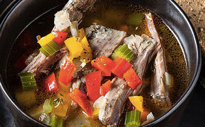 Варим суп из 600 гр бараньих ребрышек: небольшое количество мяса за час превращаем в кастрюлю еды