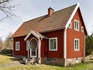 Умели строить! Компактный, экономичный, маленький шведский дом с печью и камином