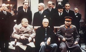 Значимое событие послевоенного периода — Ялтинская конференция