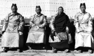 Почему тибетские монахи считали Ленина богом