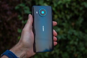 Nokia представит новые смартфоны в апреле