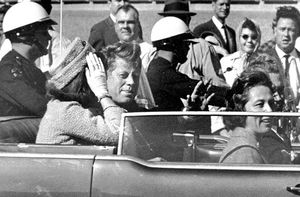 Какого советского перебежчика ЦРУ подозревало в причастности к убийству Кеннеди
