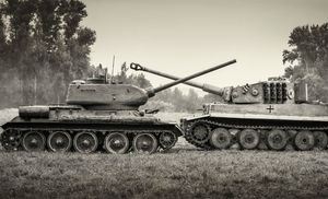 Т-34 против Королевского Тигра: первая встреча главных танков Второй Мировой