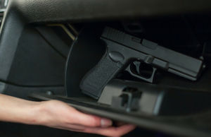 Можно ли ездить на машине с оружием в «максимальной готовности» и не нарушать закон
