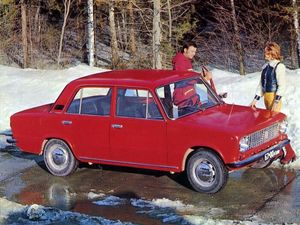 Почему автомобилисты в Советском Союзе ездили зимой на летней резине