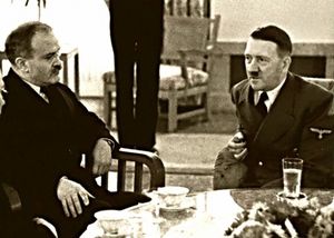 Что Гитлер намеревался сделать со Сталиным