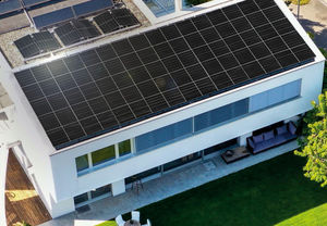 Компания LG представила две новые технологии: солнечную панель и систему кондиционирования воздуха