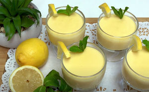 Превращаем литр молока в лимонный кремовый десерт: ставим на огонь и перемешиваем