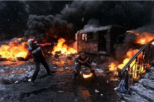 На Украине закупают палатки для Майдана