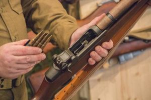 Почему американские солдаты прозвали винтовку М1 Garand «пальцеломкой»