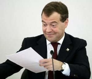 Медведев озвучил шансы ЕР на выборах. Хватаюсь за голову — лучше бы он молчал
