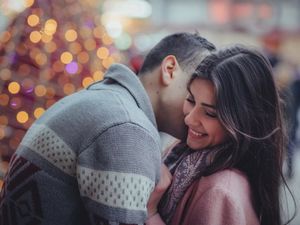 Первый Новый год вместе: как провести праздник, если вы недавно стали парой — Познаваемый человеком мир