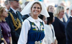 Принцесса Швеции Мадлен с мужем и детьми приехала на родину из США впервые за два года