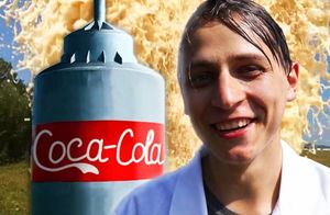 Русский блогер потратил 700 000₽, чтобы получить самый большой фонтан из Coca-Cola