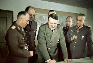 Что говорили Гитлеру о вторжении в СССР его генералы. Ему лично и за глаза