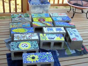 Как украсить сад при помощи мозаики