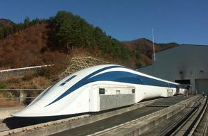 Видео: Самый быстрый поезд из когда-либо построенных разгоняется до 600 км/ч