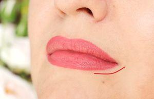 Отговариваю женщин 30-50 лет так красить губы: ошибка, которая подчеркивает возраст (исправляем и стираем с лица 5-7 лет)