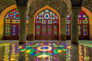 Завораживающая красота «Радужной мечети» Ирана, которую лучше увидеть своими глазами