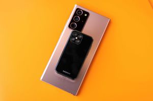 Представлен Mony Mist – 3-дюймовый миниатюрный смартфон за $99