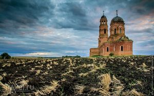 Таинственная церковь мёртвого села Еделево
