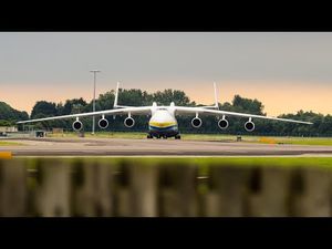 Почему лайнер-гигант Ан-225 Мрия сдул забор в Великобритании