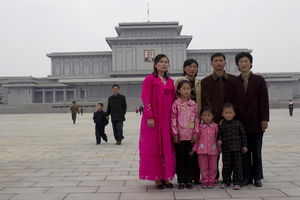 Как влюбляются и женятся в Северной Корее
