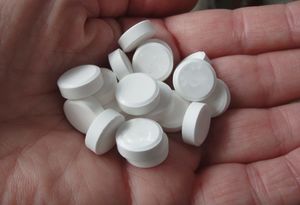 Таблетки из аптеки, которые спасут орхидеи от болезней
