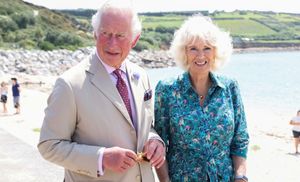 Подарок герцогине Камилле на 74-летие: путешествие принца Чарльза с супругой по графствам Девон и Корнуолл